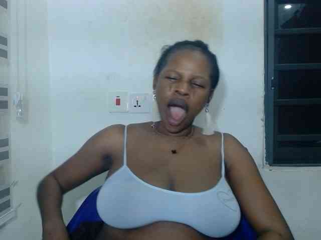 Sweetncreamy webcam