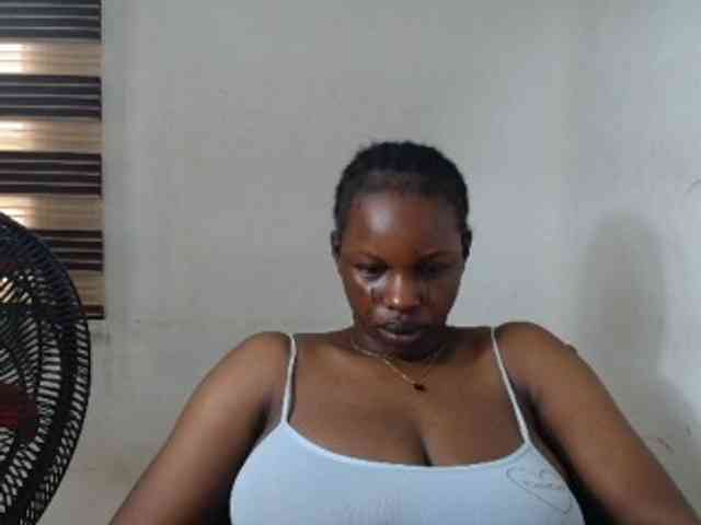 Sweetncreamy webcam