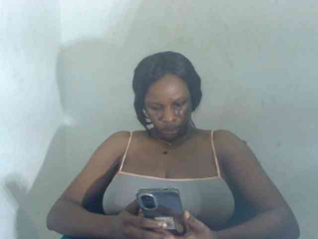 Sweetncreamy webcam