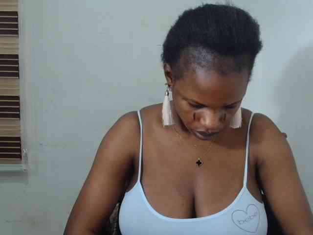 Sweetncreamy webcam