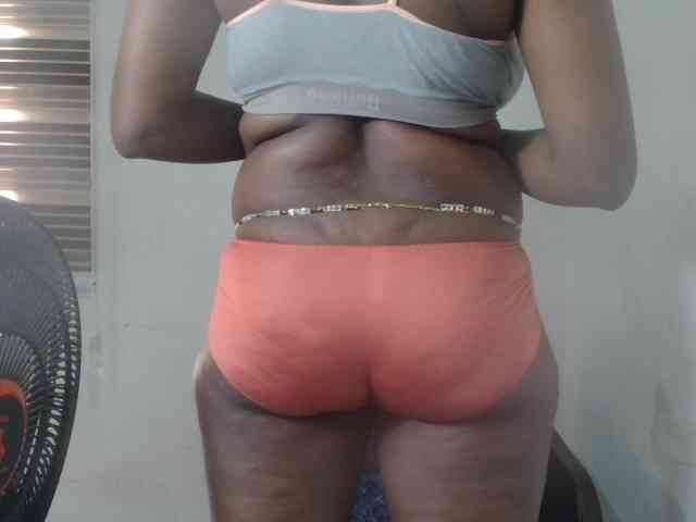 Sweetncreamy webcam