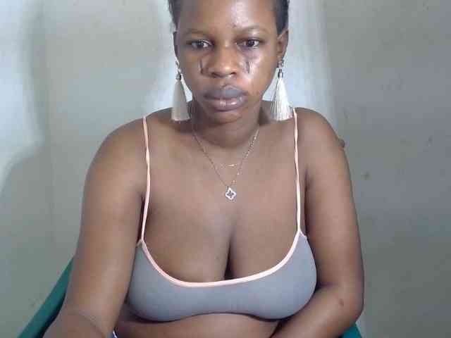 Sweetncreamy webcam