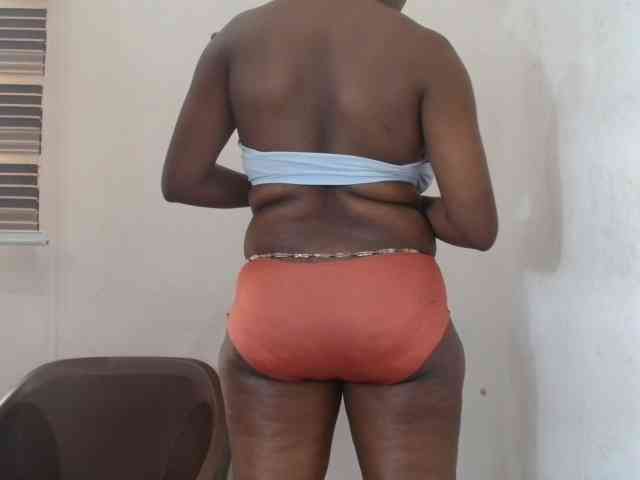 Sweetncreamy webcam