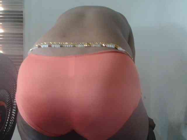 Sweetncreamy webcam