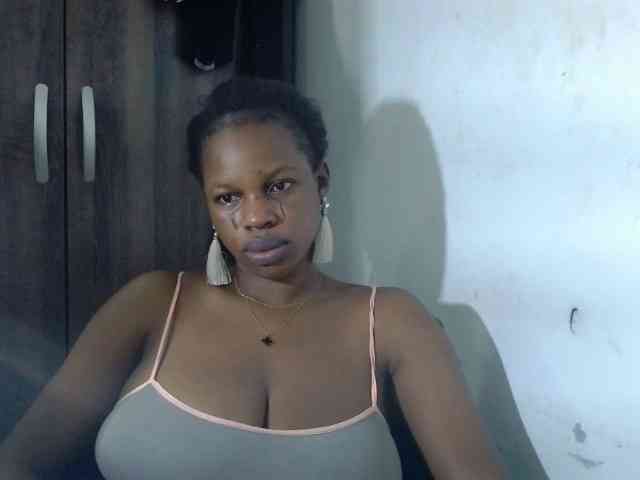 Sweetncreamy webcam