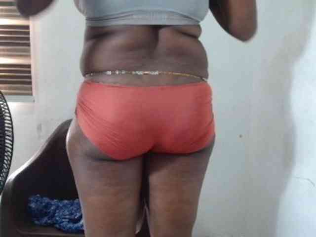 Sweetncreamy webcam