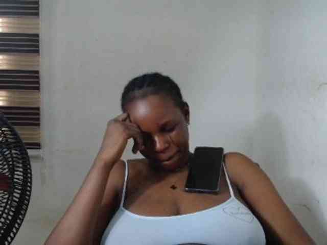 Sweetncreamy webcam