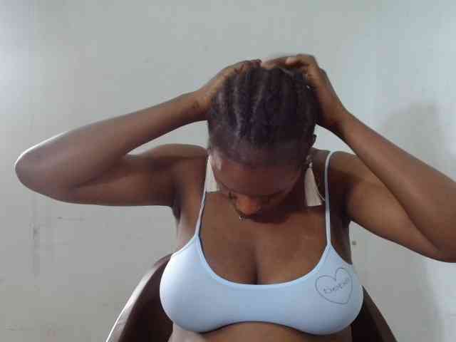Sweetncreamy webcam