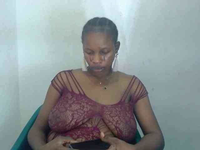 Sweetncreamy webcam
