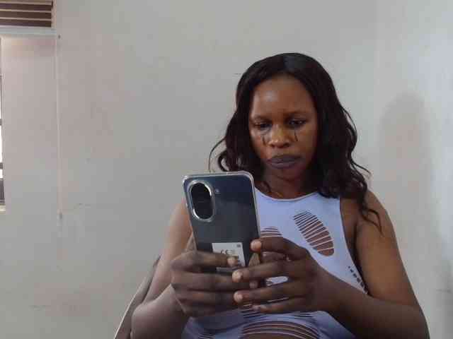 Sweetncreamy webcam
