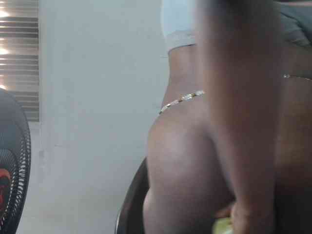 Sweetncreamy webcam
