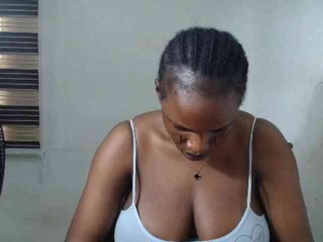 Sweetncreamy webcam