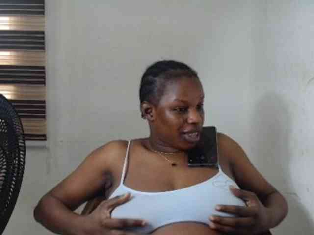 Sweetncreamy webcam