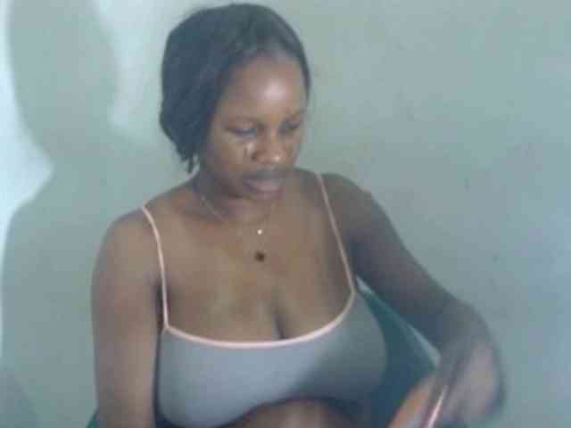Sweetncreamy webcam