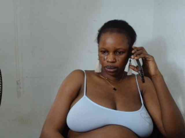 Sweetncreamy webcam