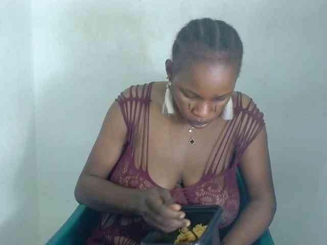 Sweetncreamy webcam