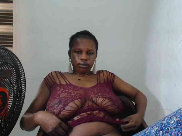 Sweetncreamy webcam
