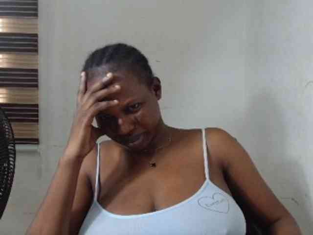 Sweetncreamy webcam