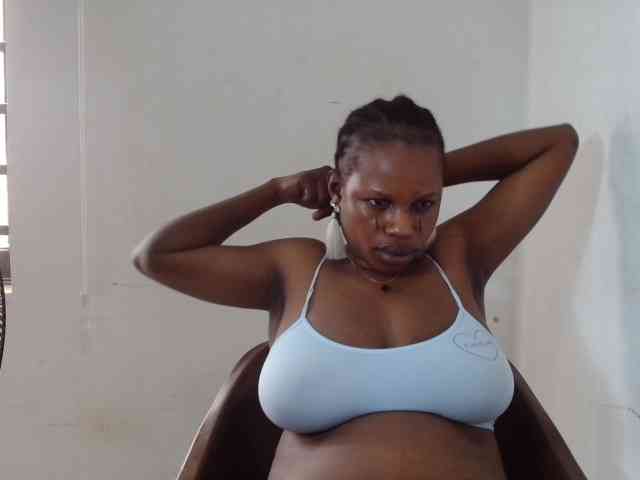 Sweetncreamy webcam