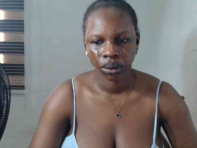 Sweetncreamy webcam