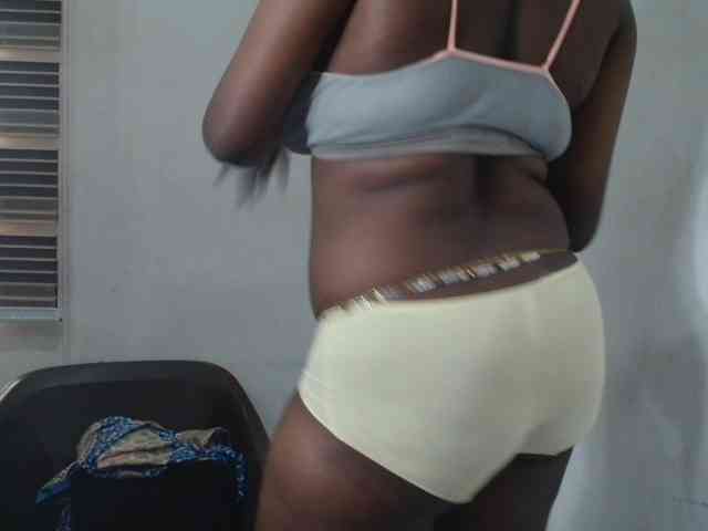 Sweetncreamy webcam