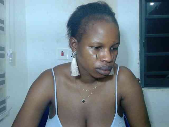 Sweetncreamy webcam