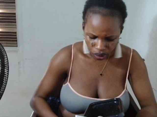 Sweetncreamy webcam