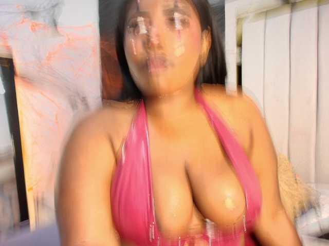 Nicol-Zurich live cam on BongaCams