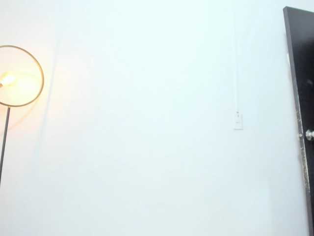 Nicol-Zurich live cam on BongaCams