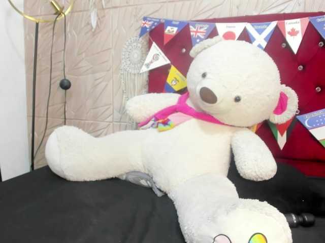 Nicol-Zurich live cam on BongaCams