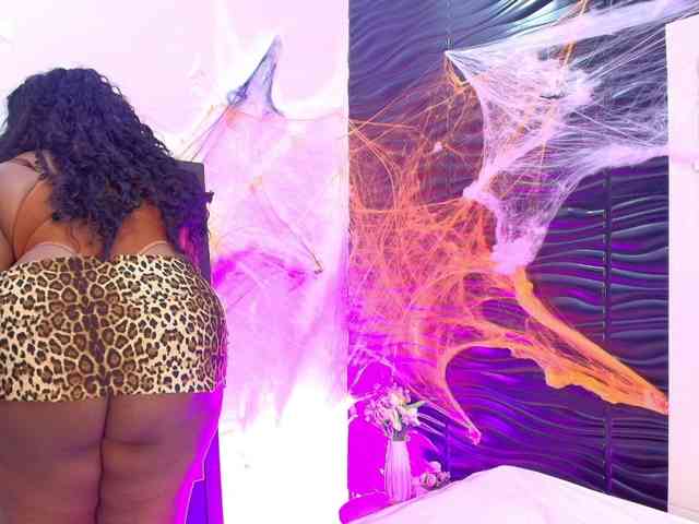 Nicol-Zurich's webcam live show
