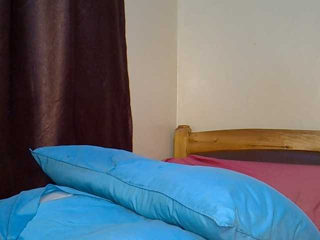 Sweetroshana live cam on BongaCams