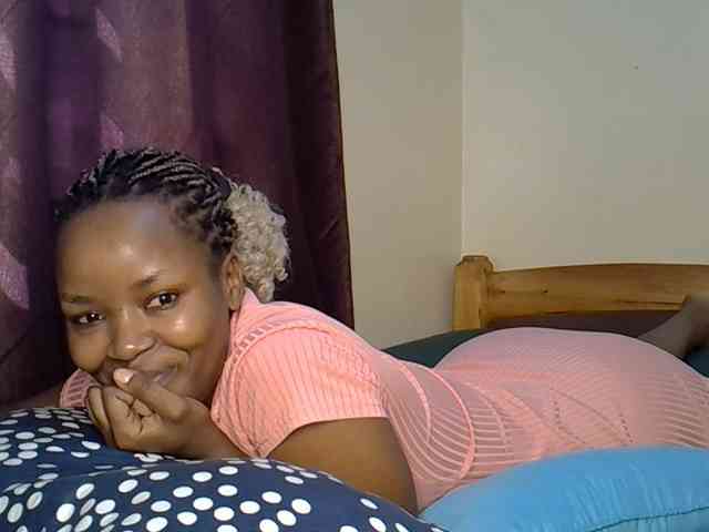 Sweetroshana webcam