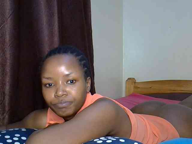 Sweetroshana webcam