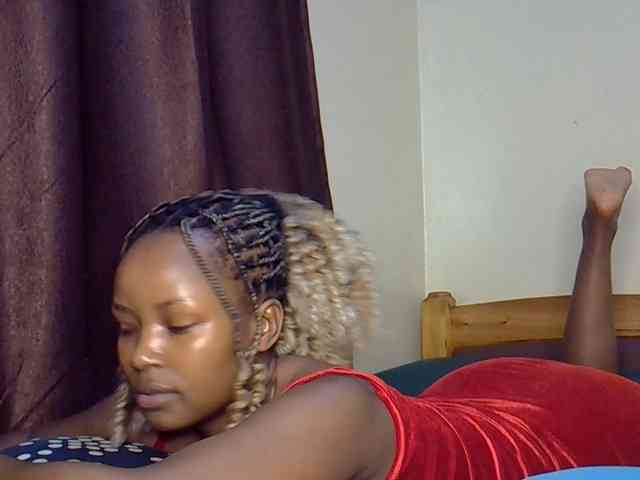Sweetroshana webcam