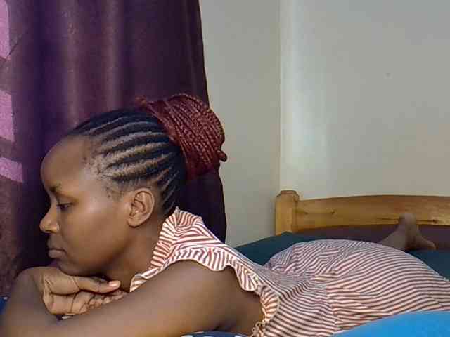 Sweetroshana webcam