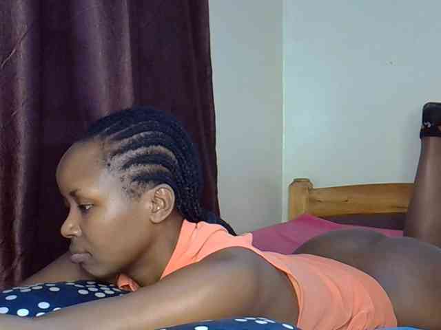Sweetroshana webcam