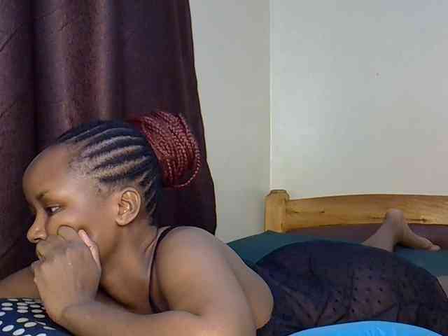Sweetroshana webcam
