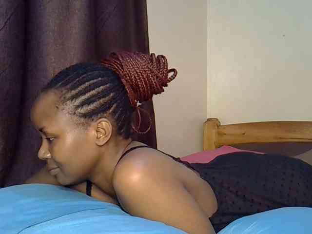 Sweetroshana webcam