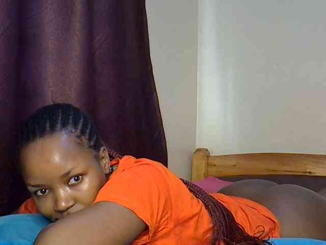 Sweetroshana webcam