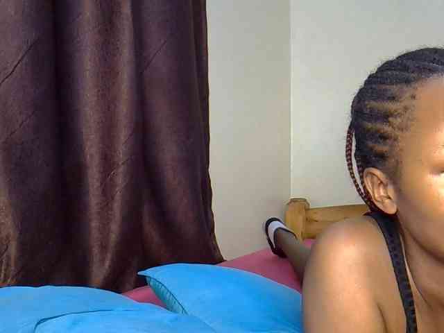 Sweetroshana webcam