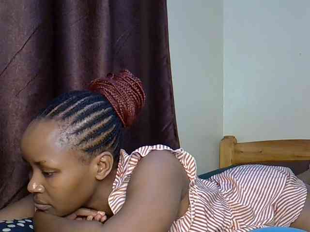 Sweetroshana webcam