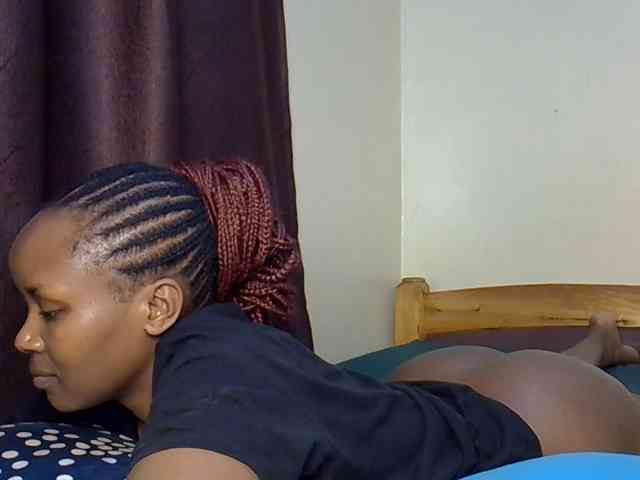 Sweetroshana webcam