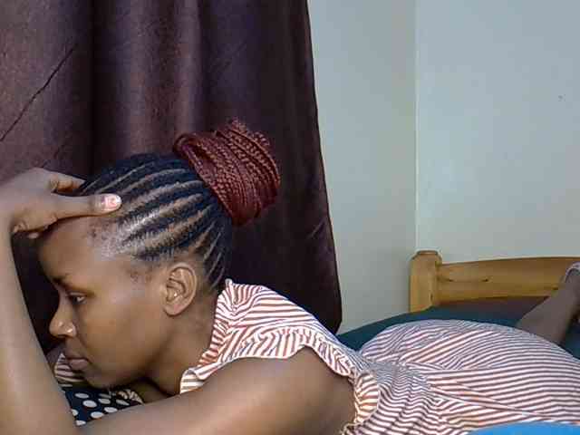 Sweetroshana webcam