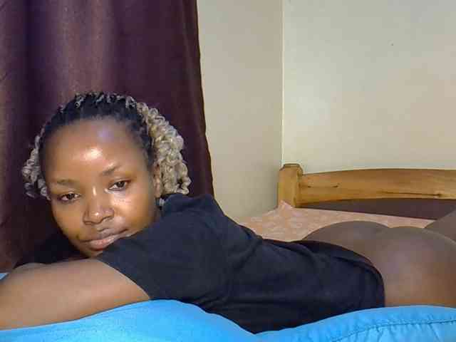 Sweetroshana webcam