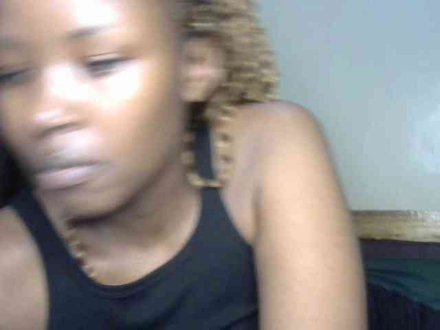 Sweetroshana webcam