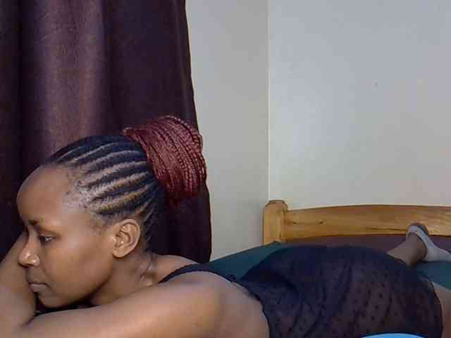 Sweetroshana webcam
