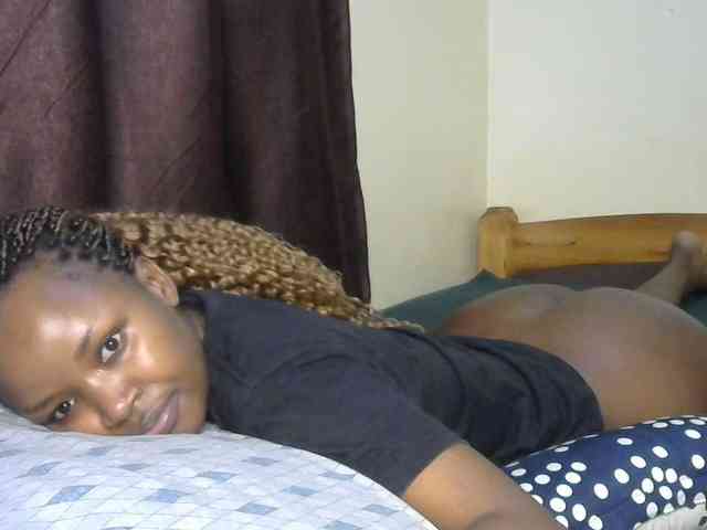 Sweetroshana webcam