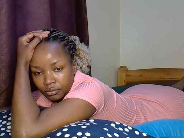 Sweetroshana webcam