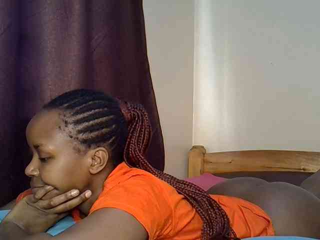 Sweetroshana webcam